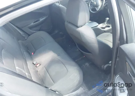 2016 Chevrolet Malibu 1Lt из США, поврежденный, VIN 1G1ZE5STXGF302635